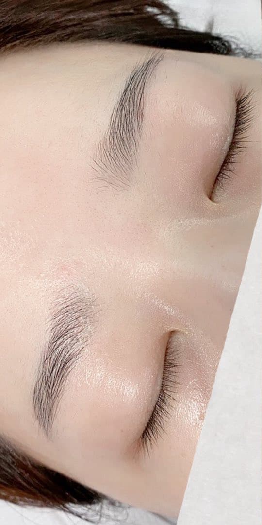여자 눈썹 시술 전